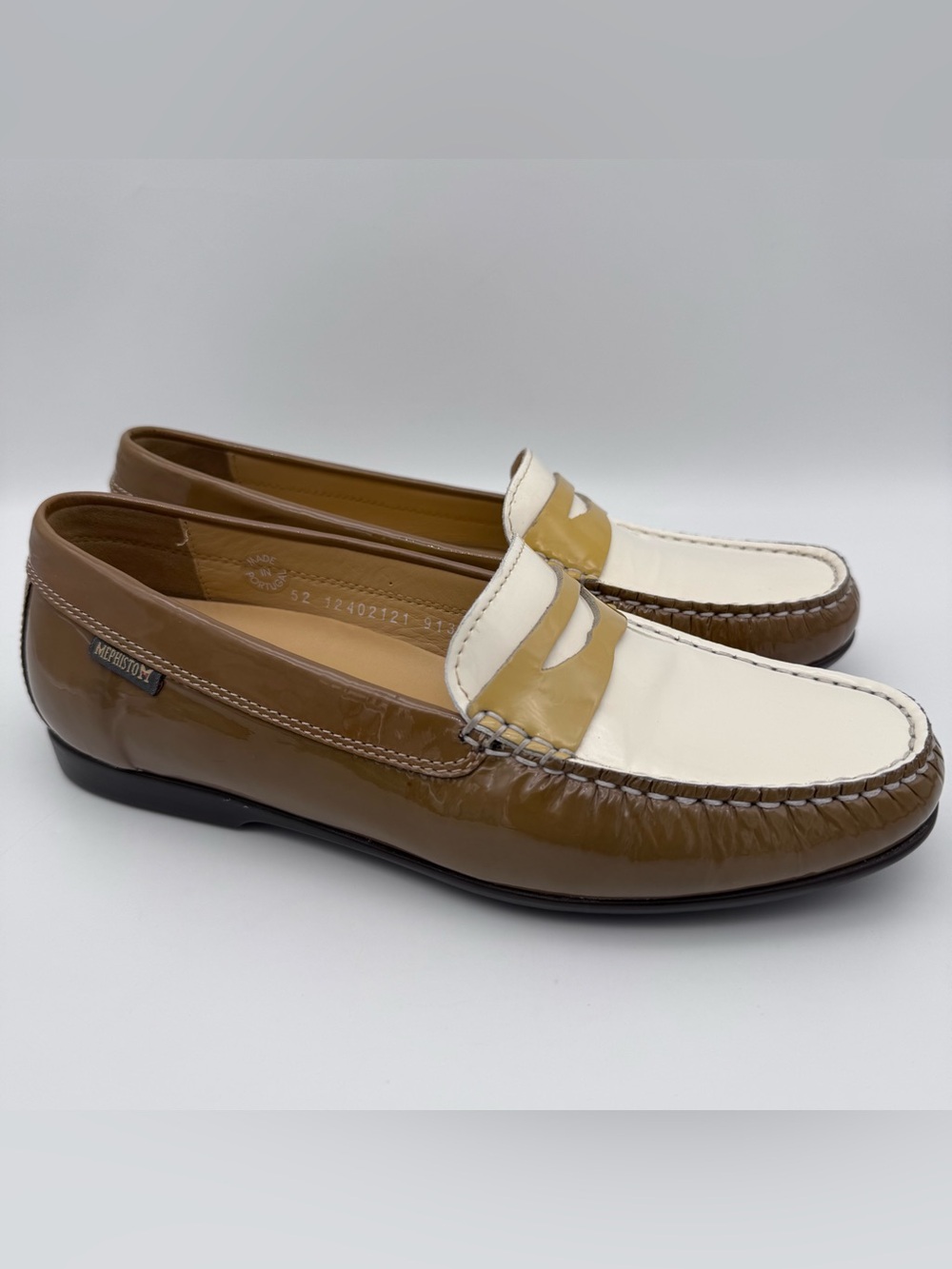Mephisto Janet Two Tone Patent Leather Penny Loafers Women Size 8